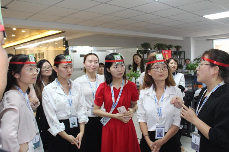 生日會(huì)游戲之害你在心口難開(kāi)