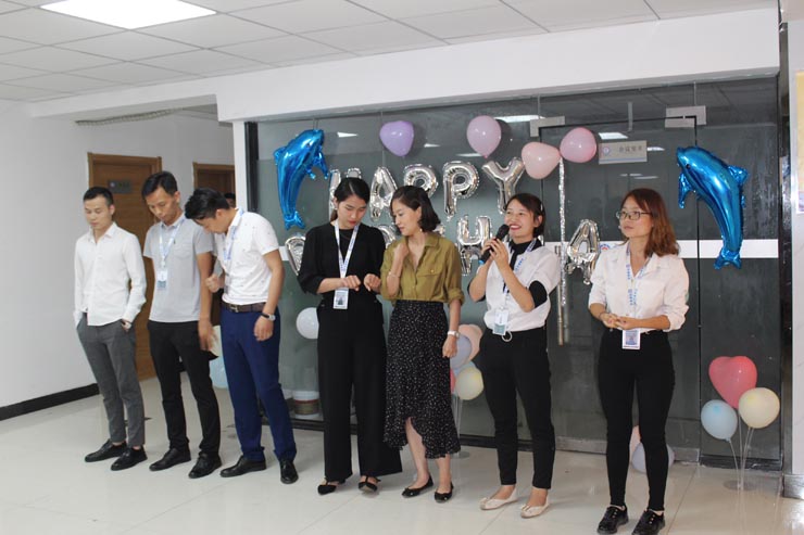 生日會(huì)之游戲我有你沒(méi)有